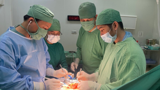 Cần Thơ tăng cường hỗ trợ cho y tế các tỉnh miền Tây