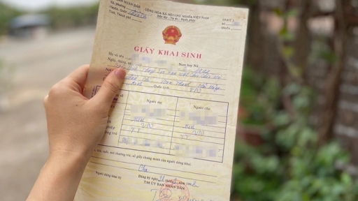 Làm lại giấy khai sinh được không?