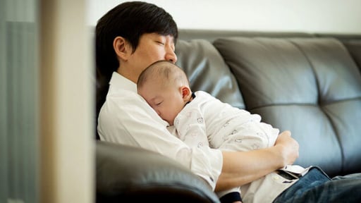 Cha tốt không dùng tiền 