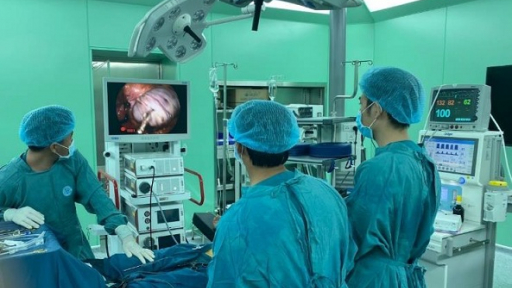 U buồng trứng có nên cắt bỏ khi phẫu thuật?