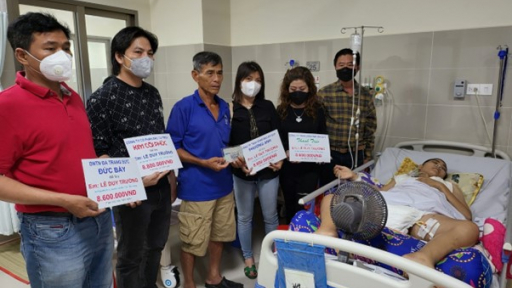 Câu chuyện kỳ lạ về hai gia tộc có chung một “trái tim hồng”