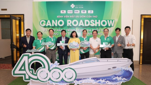 Diễu hành Cano mừng 40.000 ca đục thủy tinh thể được điều trị thành công tại Bệnh viện Mắt Sài Gòn Cần Thơ