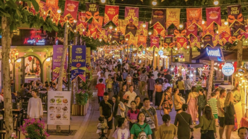 Chợ đêm Vui Phết, Phú Quốc ra mắt show đường phố “Tinh Tươm”