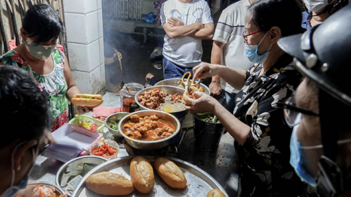 Cần Thơ, “món ngon mùi nhớ” khi đêm về...