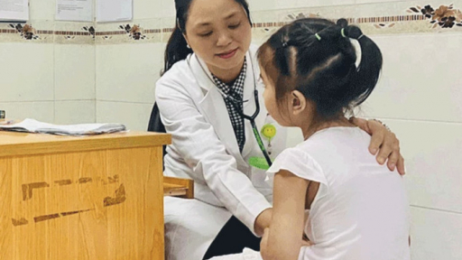 Kể cả vitamin, cũng không nên tùy tiện cho trẻ uống!