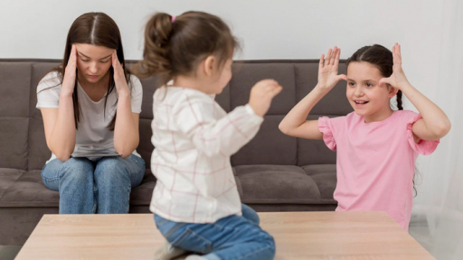 Dạy con điều gì khi đến chơi nhà người khác?