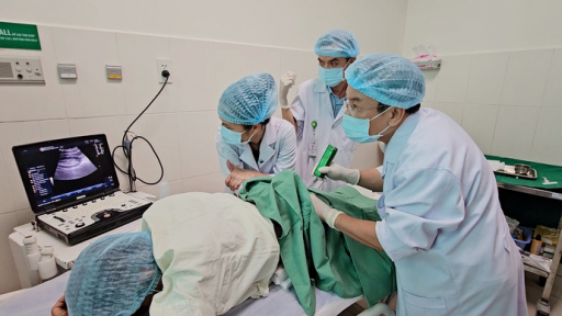 Triển khai kỹ thuật sinh thiết thận để chẩn đoán sớm và điều trị các bệnh lý thận nội khoa