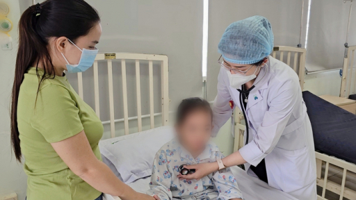 Cảnh giác với triệu chứng nổi mày đay cấp ở trẻ em