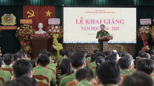 Trường Đại học Cảnh sát Nhân dân khai giảng năm học mới