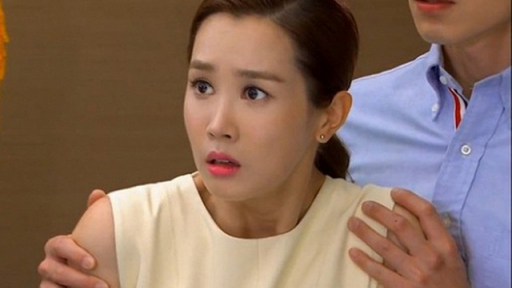 Chồng ngoại tình, tôi làm đơn ly hôn nhưng rồi xé vội