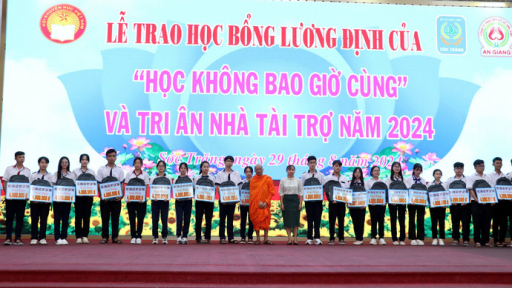 Sóc Trăng: Trao 570 suất học bổng Lương Định Của - Học không bao giờ cùng