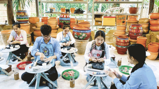 Thú vị trải nghiệm làm gốm tại Cantho Eco Resort