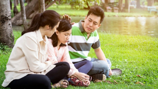 Vì sao trẻ không bị đánh đập, la mắng vẫn mắc bệnh tâm lý?