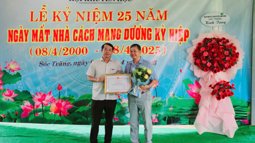 Hội Khuyến học Sóc Trăng đón nhận Quỹ học bổng Dương Kỳ Hiệp