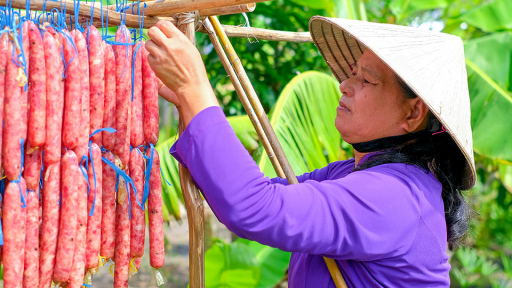 Lạp xưởng quê đón Tết