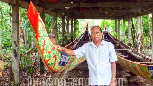 Kim Crup - Người nặng lòng với bảo tồn và phát huy giá trị ghe Ngo