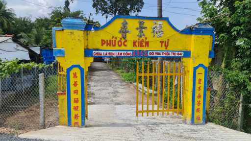 Chùa Phước Kiển đông khách trở lại sau thời gian dài đóng cửa vì dịch bùng phát