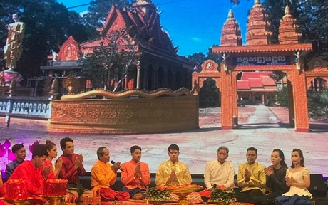 Giữ gìn nét đẹp văn hóa các dân tộc