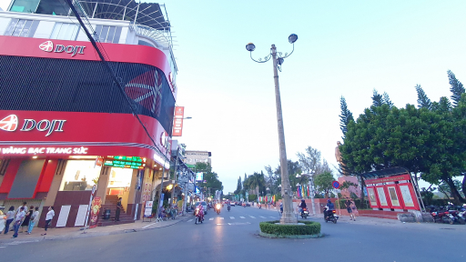Những điều du khách cần biết khi đến vui chơi tại Tuyến phố đi bộ Ninh Kiều