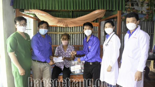 Sóc Trăng: Ngày hội Thầy thuốc trẻ làm theo lời Bác