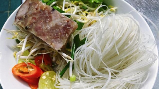 Hủ tiếu pate- đặc sản Bến Tre