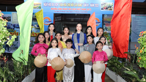 Hơn 84 ngàn lượt du khách đến với Ngày hội Du lịch “Văn hóa Chợ nổi Cái Răng”