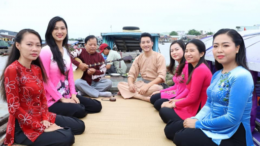 Nam Bộ - vùng đất mang vẻ đẹp biểu tượng của chiếc áo bà ba truyền thống