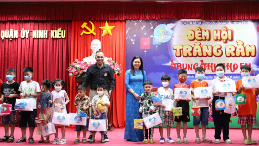 Cần Thơ: Hội LHPN quận Ninh Kiều tổ chức chương trình “Đêm hội trăng rằm”