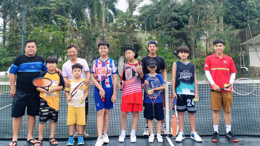 Tiếp lửa đam mê Tennis thiếu nhi với lớp học 300.000 đồng tại TP Cần Thơ