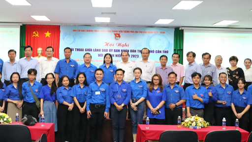 Lãnh đạo Cần Thơ đối thoại với thanh niên về chuyển đổi số, khởi nghiệp, sáng tạo