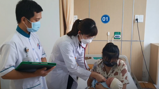 Cẩn trọng bệnh lý viêm ruột ở trẻ sơ sinh