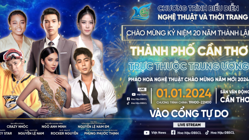 Bắn pháo hoa nghệ thuật tầm thấp trong Chương trình Nghệ thuật và Thời trang tại Sân vận động Cần Thơ