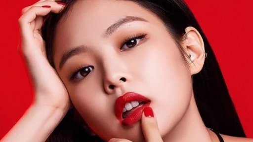 Dự báo màu son đỏ - vũ khí làm đẹp 