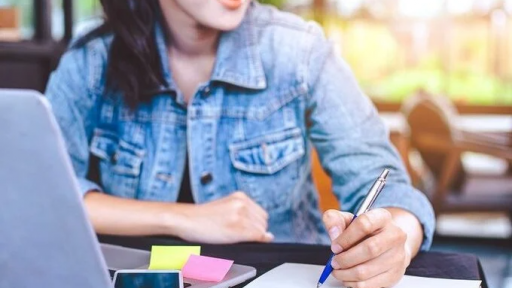 Người thuận tay trái có thực sự thông minh hơn thuận tay phải?