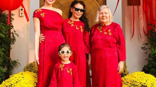 Hồ Ngọc Hà: 