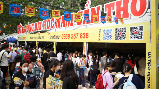Cần Thơ: Hàng chục ngàn học sinh tham gia Ngày hội Tư vấn Tuyển sinh - Hướng nghiệp năm 2024