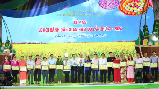Cần Thơ đón khoảng 870.000 lượt khách tham gia các hoạt động dịp Giỗ Tổ Hùng Vương năm 2024