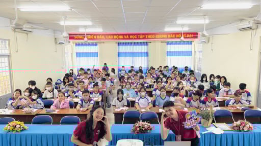 Khởi động câu lạc bộ tiếng Anh cho học sinh TP. Cần Thơ