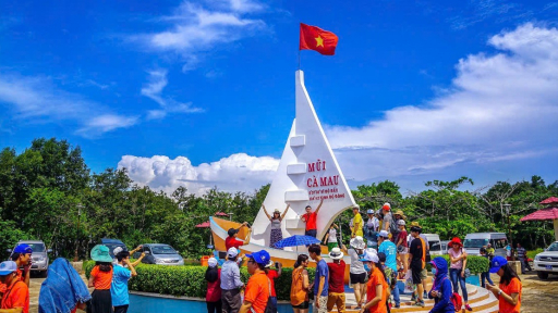 Về Cà Mau
