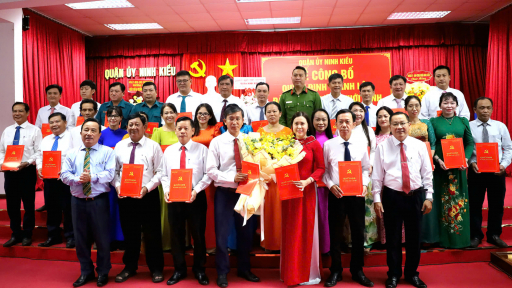 Cần Thơ: Quận ủy Ninh Kiều công bố Quyết định thành lập Đảng bộ phường Thới Bình