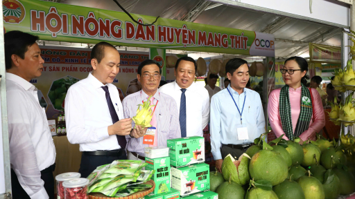 Hơn 250 gian hàng tham gia Hội chợ đặc sản vùng miền khu vực ĐBSCL – Vĩnh Long năm 2024