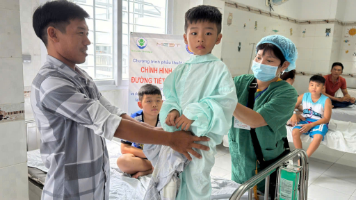 Cơ hội phẫu thuật miễn phí cho trẻ em dị tật bẩm sinh tại Cần Thơ
