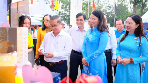 Liên đoàn Lao động TP. Cần Thơ mang Tết đến với đoàn viên, lao động