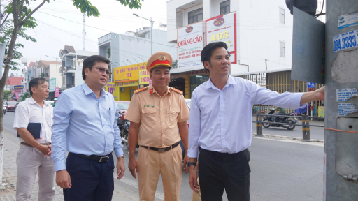 Cần Thơ: Tổng rà soát, điều chỉnh các nút giao có đèn tín hiệu giao thông