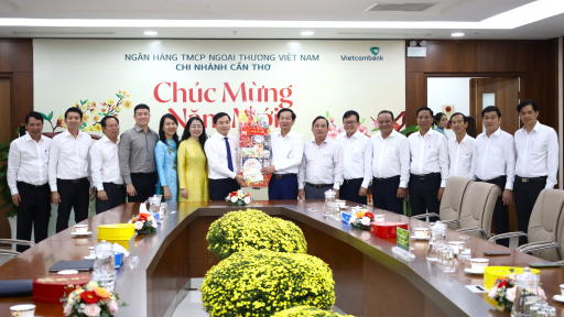 Bí thư Thành ủy Cần Thơ Đỗ Thanh Bình thăm và chúc Tết các doanh nghiệp nhân dịp đầu năm mới