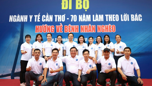 Hơn 2.000 người tham gia chương trình Ngành y tế Cần Thơ - Đi bộ hướng về bệnh nhân nghèo