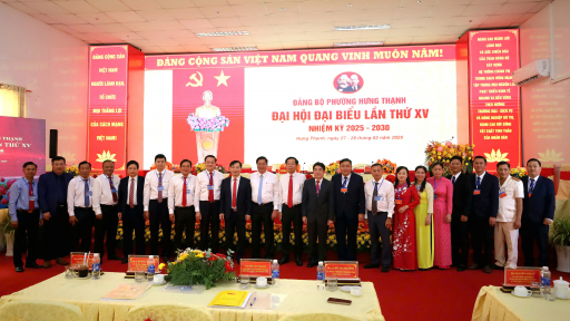 Bí thư Thành ủy Cần Thơ Đỗ Thanh Bình dự Đại hội Đảng bộ phường Hưng Thạnh, quận Cái Răng