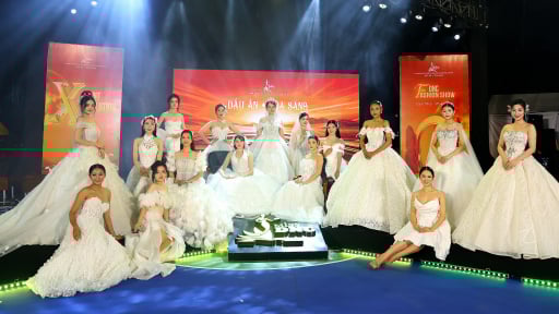 DNC Fashion Show hành trình 10 năm Dấu ấn tỏa sáng Hoa khôi Đại học Nam Cần Thơ