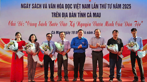 Đa dạng hoạt động Ngày sách và Văn hóa đọc Việt Nam năm 2025 ở Cà Mau