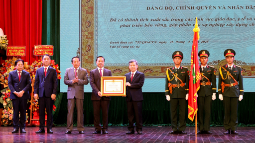 Vĩnh Long vinh dự nhận Huân chương Lao động hạng Nhất